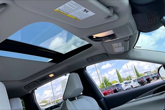 Used 2026 Gray INFINITI LUXE image 21