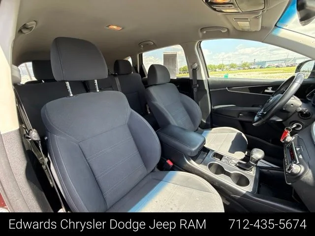 Used 2019 Purple Kia LX image 36