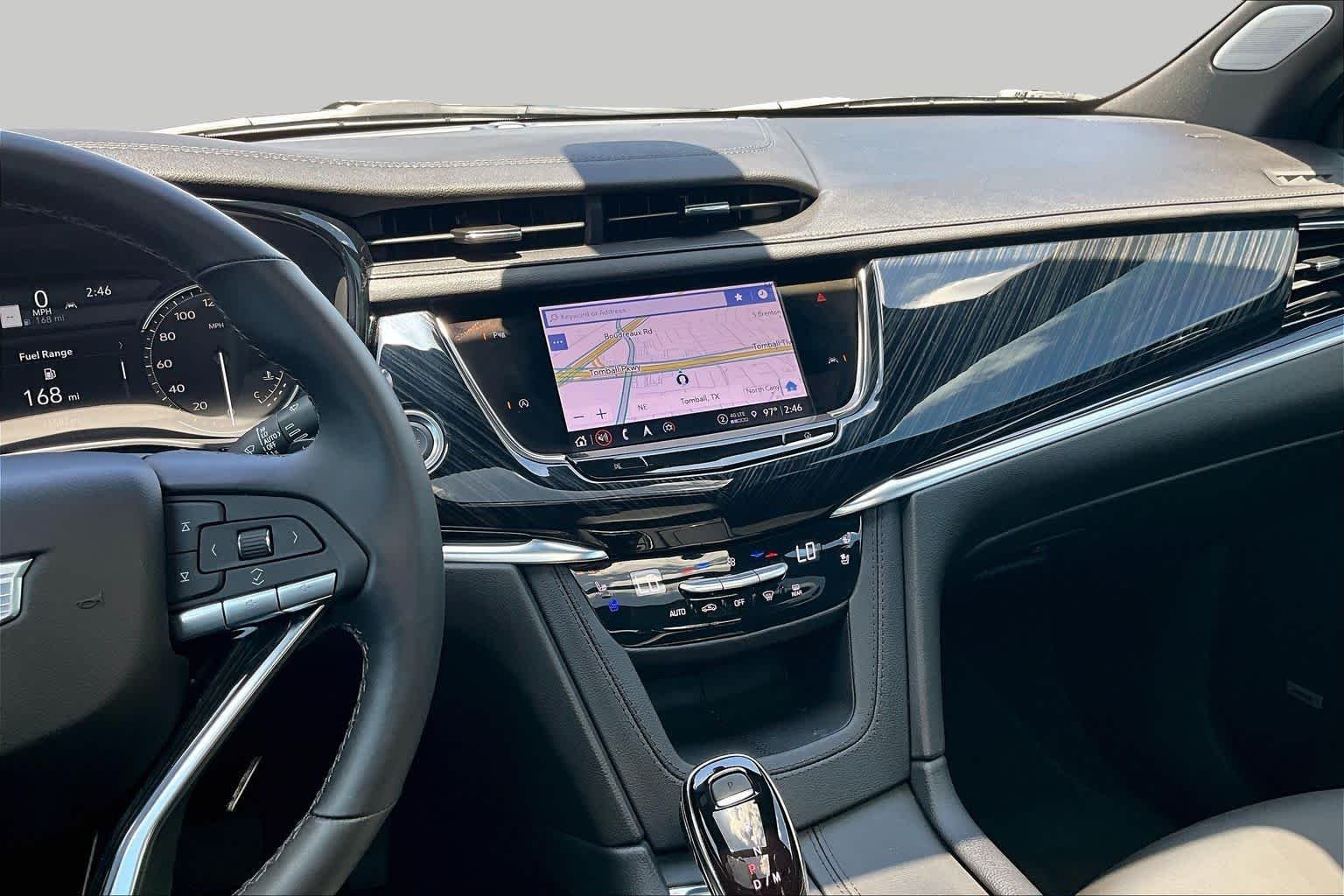 Pre-Owned 2025 Cadillac XT6 FWD Premium Luxury
