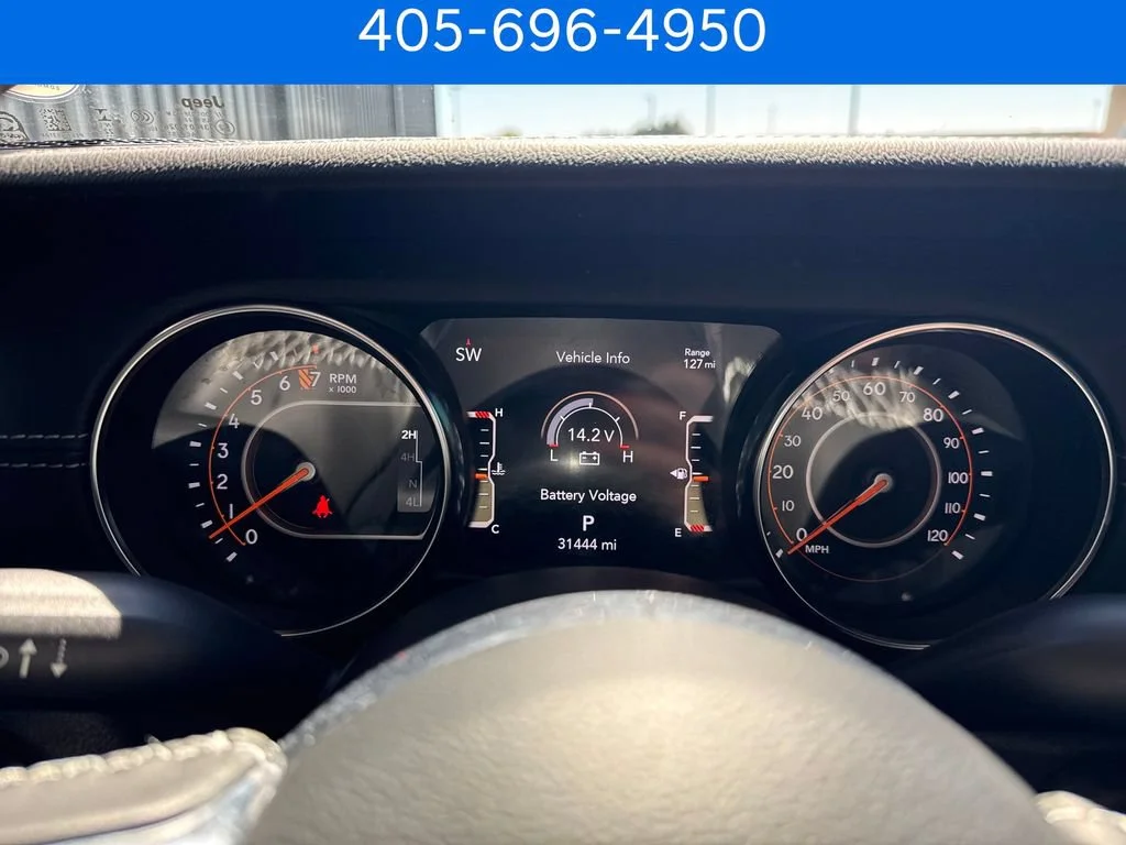 Pre-Owned 2022 Jeep Gladiator Overland