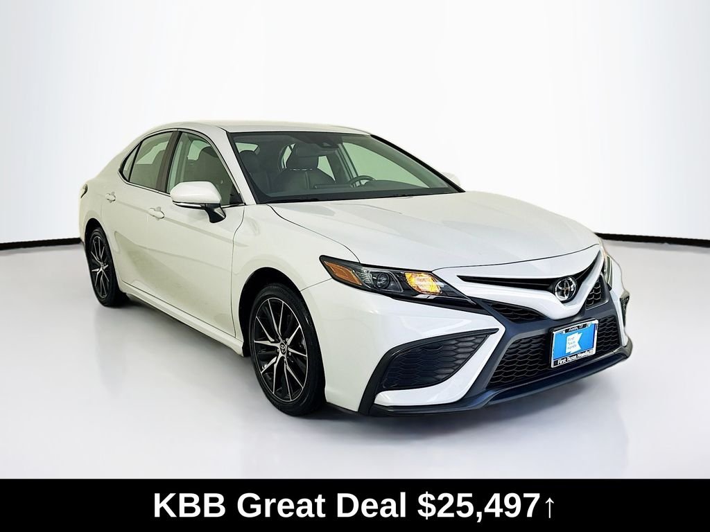Used 2024 Ice Toyota SE image 1
