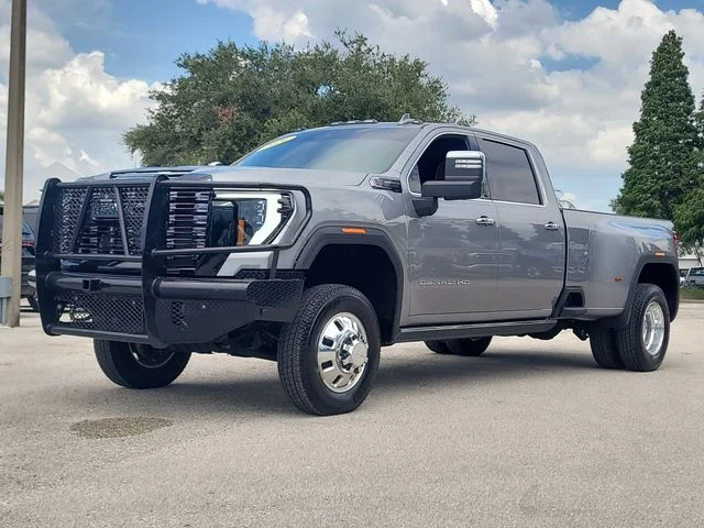 Used 2026 Silver GMC Denali Ultimate image 33