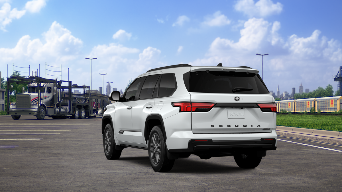 New 2026 Wind Chill Pearl Toyota Platinum image 22