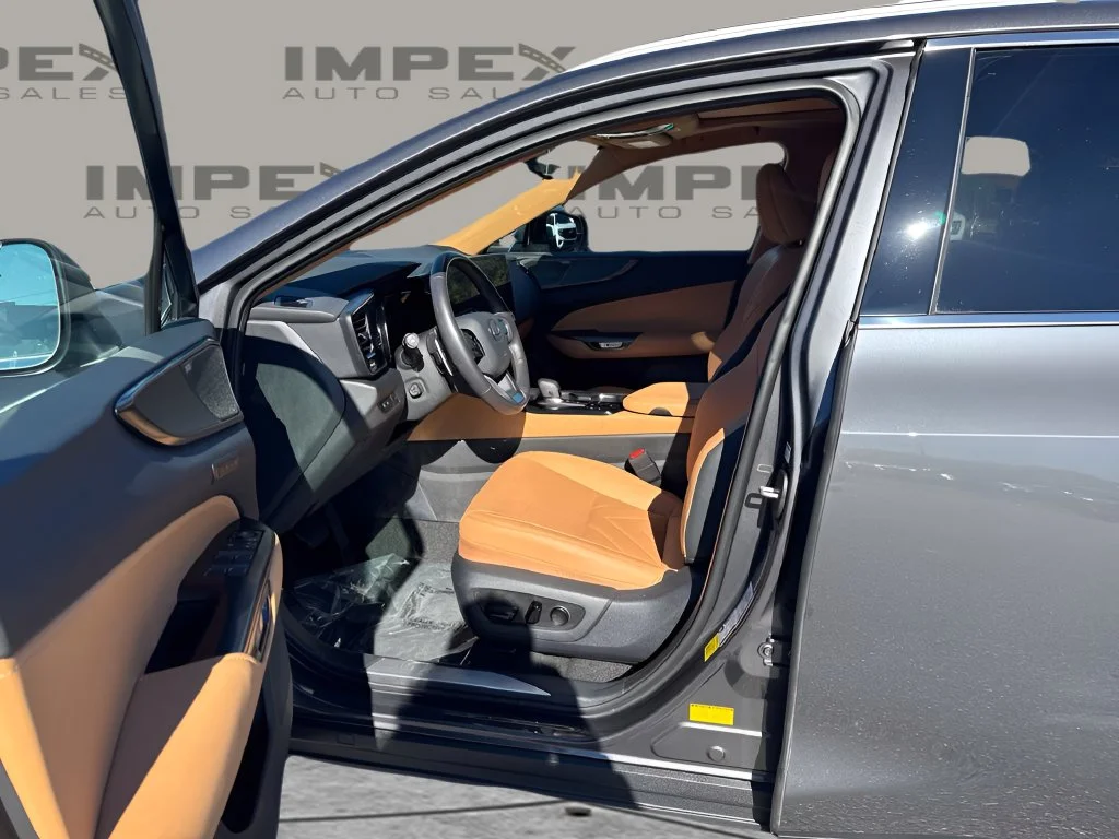 Used 2025 Gray Lexus 350h Luxury image 9