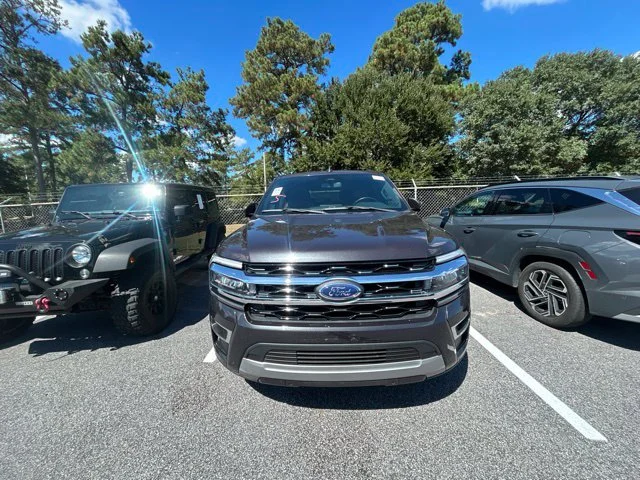 Used 2024 Gray Ford Limited image 2