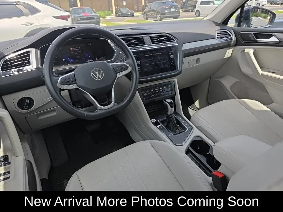Used 2024 Blue Volkswagen 2.0T SE image 3