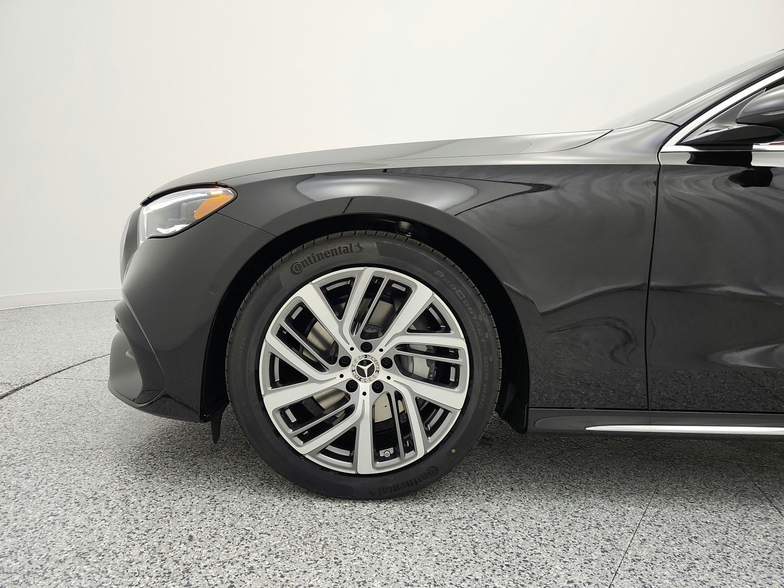 New 2026 Black Mercedes-Benz E 350 RWD Sedan image 42