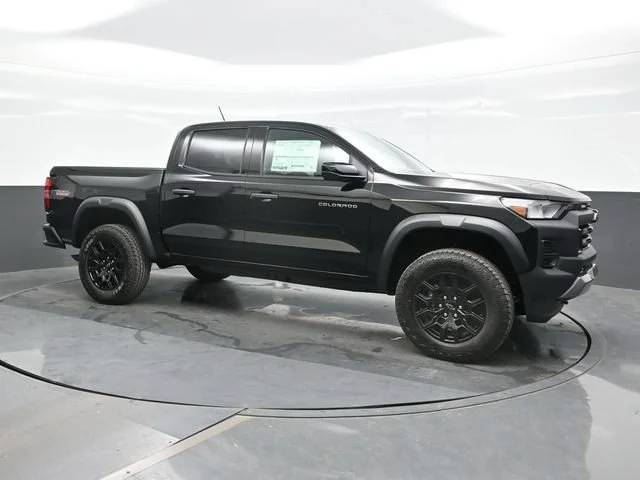 New 2026 Black Chevrolet Trail Boss image 7