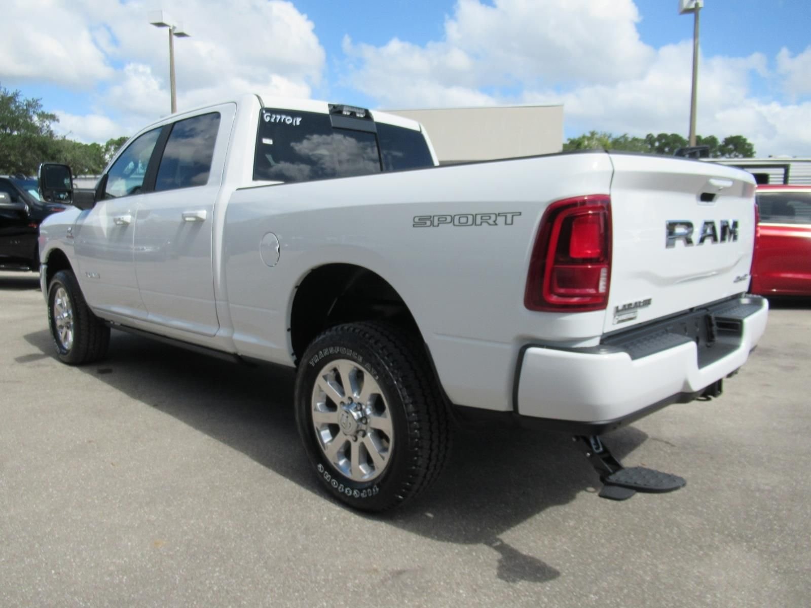 New 2027 Bright White Clear-Coat Exterior Paint RAM Laramie image 5