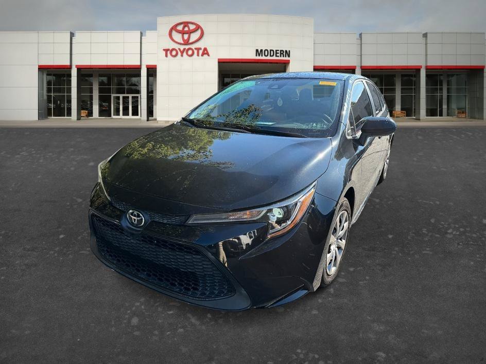 Used 2020 Black Sand Pearl Toyota LE image 1