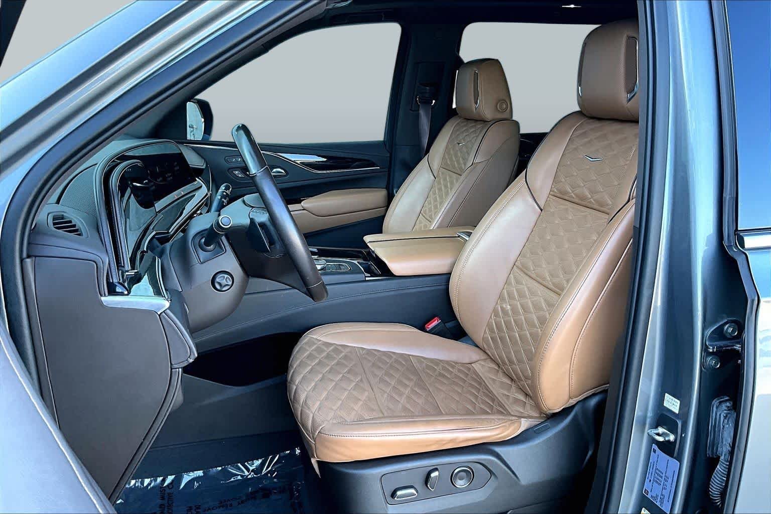 Used 2021 Satin Steel Metallic Cadillac Premium Luxury image 8