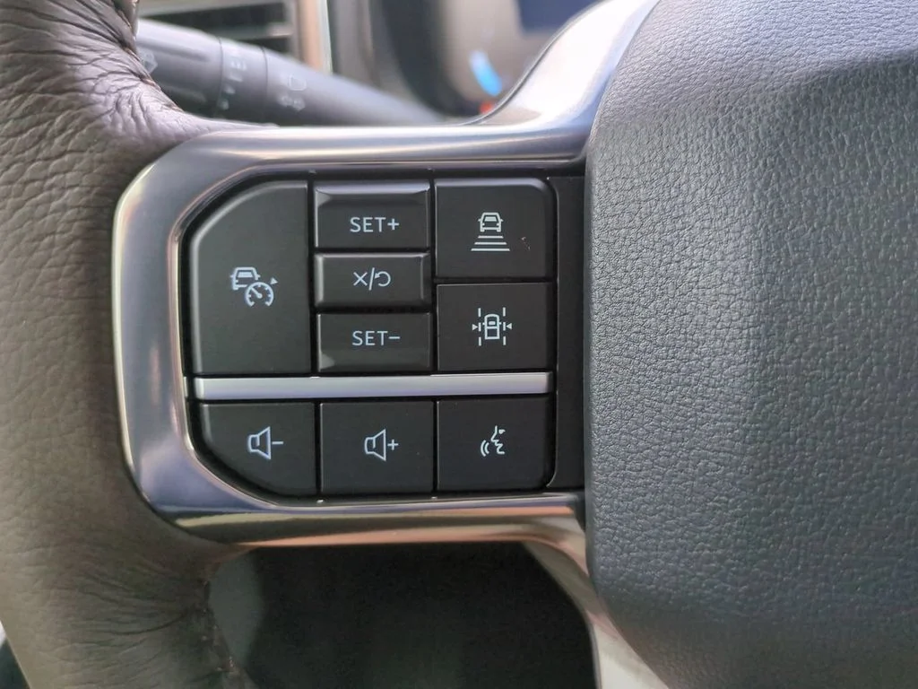 New 2026 Star White Metallic Tri-Coat Ford F-350® King Ranch® image 27
