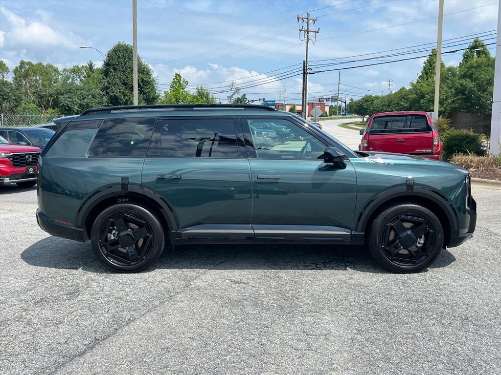 Used 2027 Black Jade Green Kia X-Line EX image 3