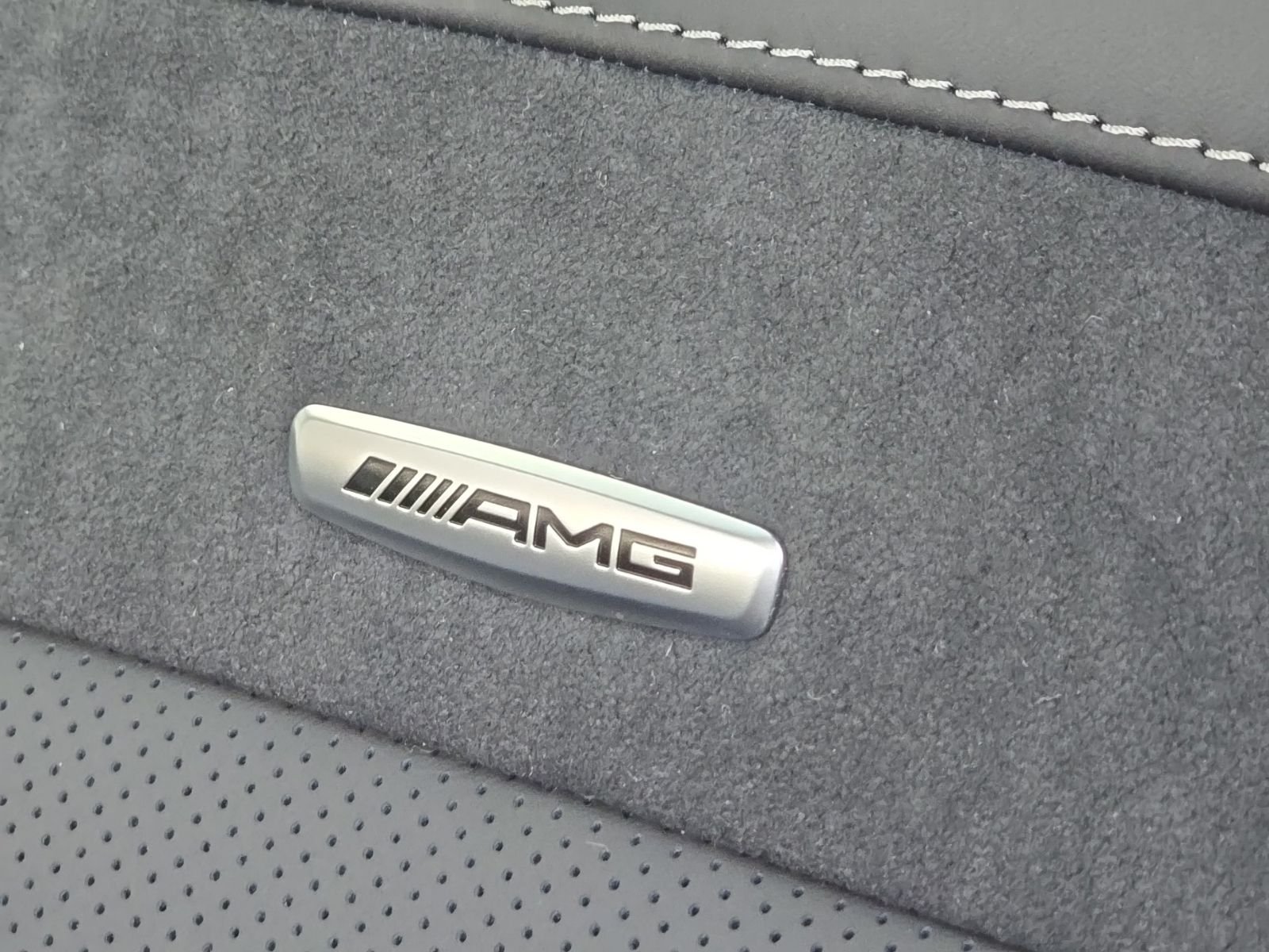 New 2026 MANUFAKTUR Alpine Grey Mercedes-Benz GLE 53 AMG® image 9