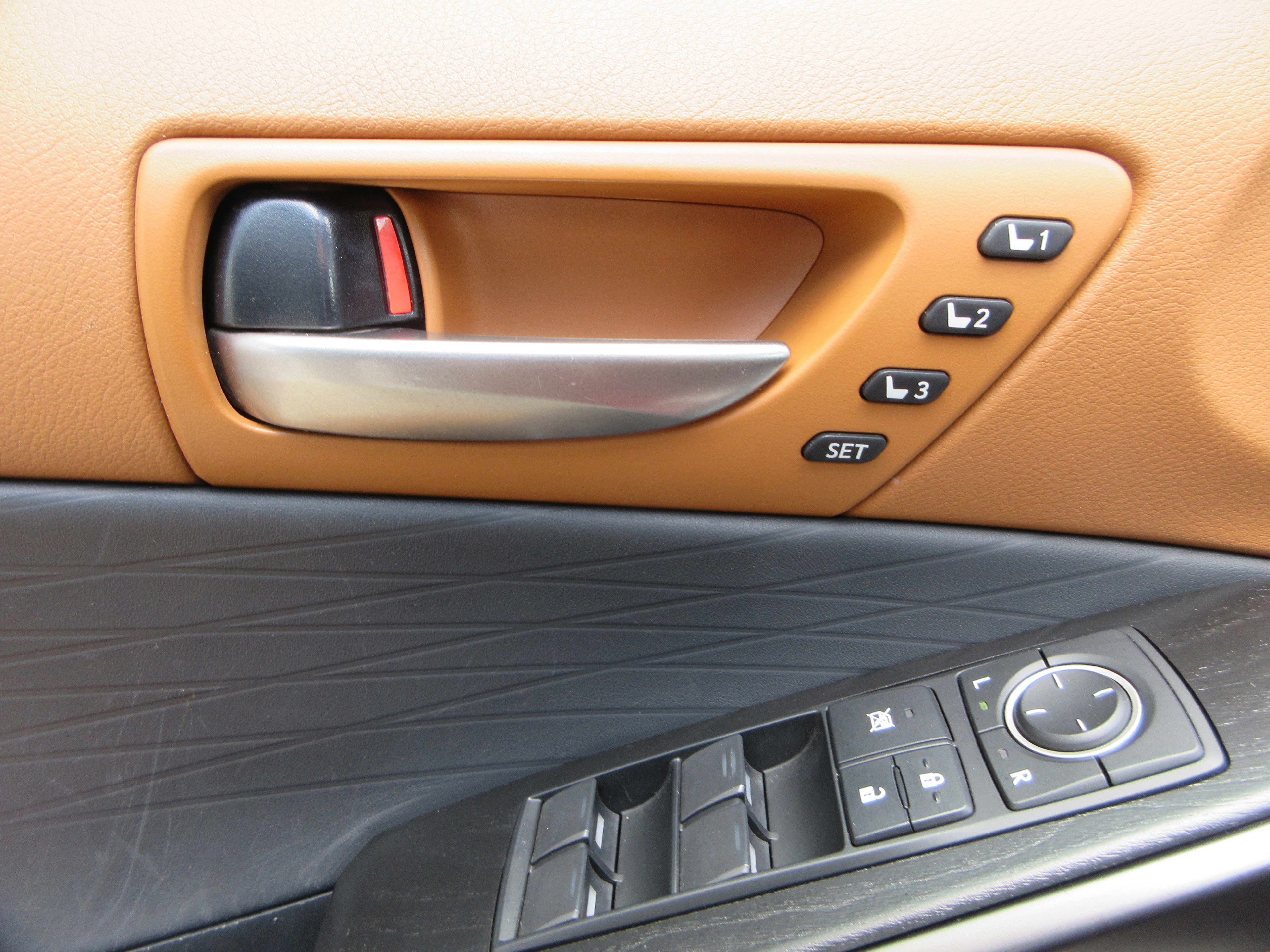 Used 2023 Matador Red Mica Lexus 300 image 28