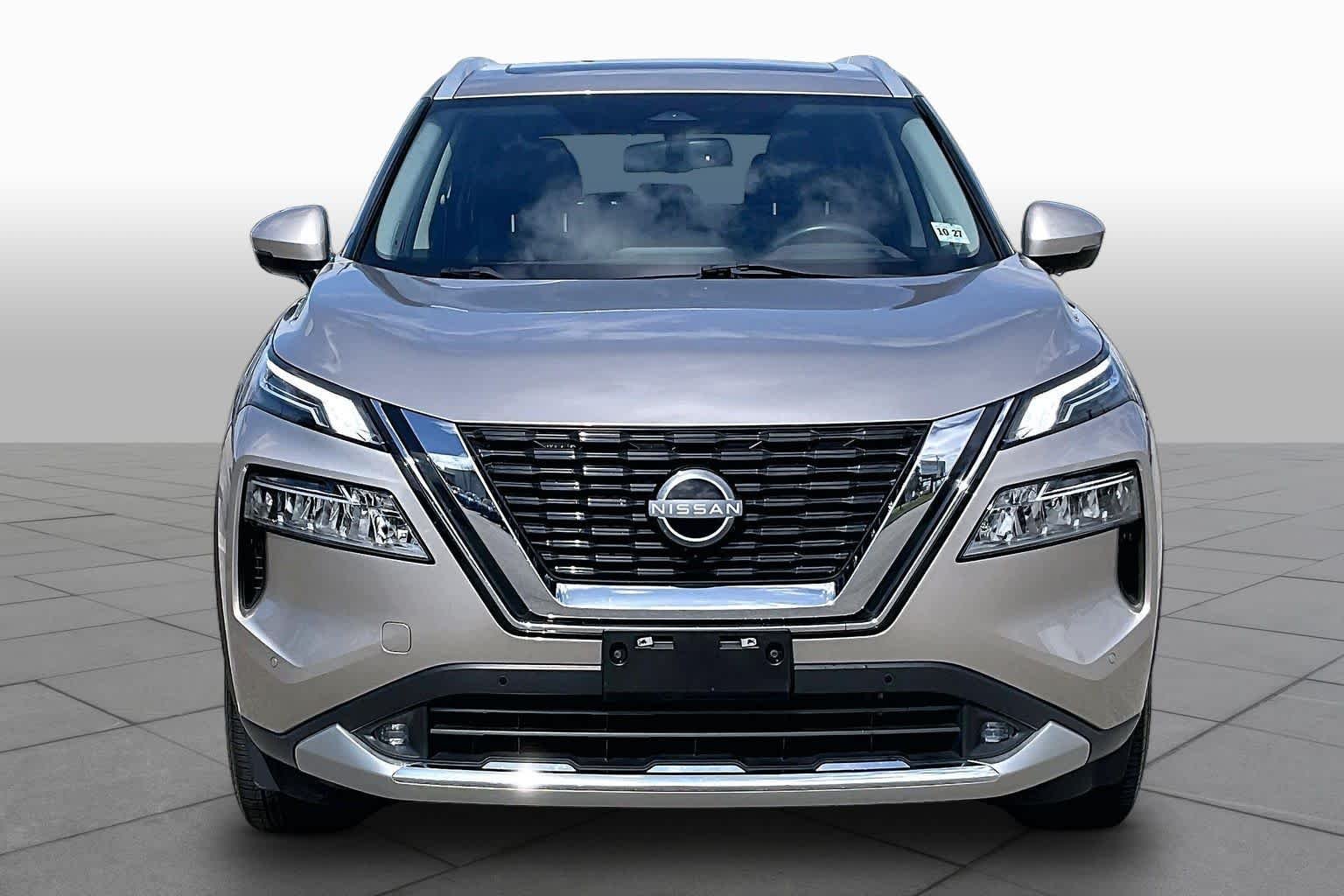 Pre-Owned 2022 Nissan Rogue Platinum