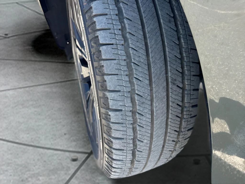 Used 2025 Green Ford Platinum image 37