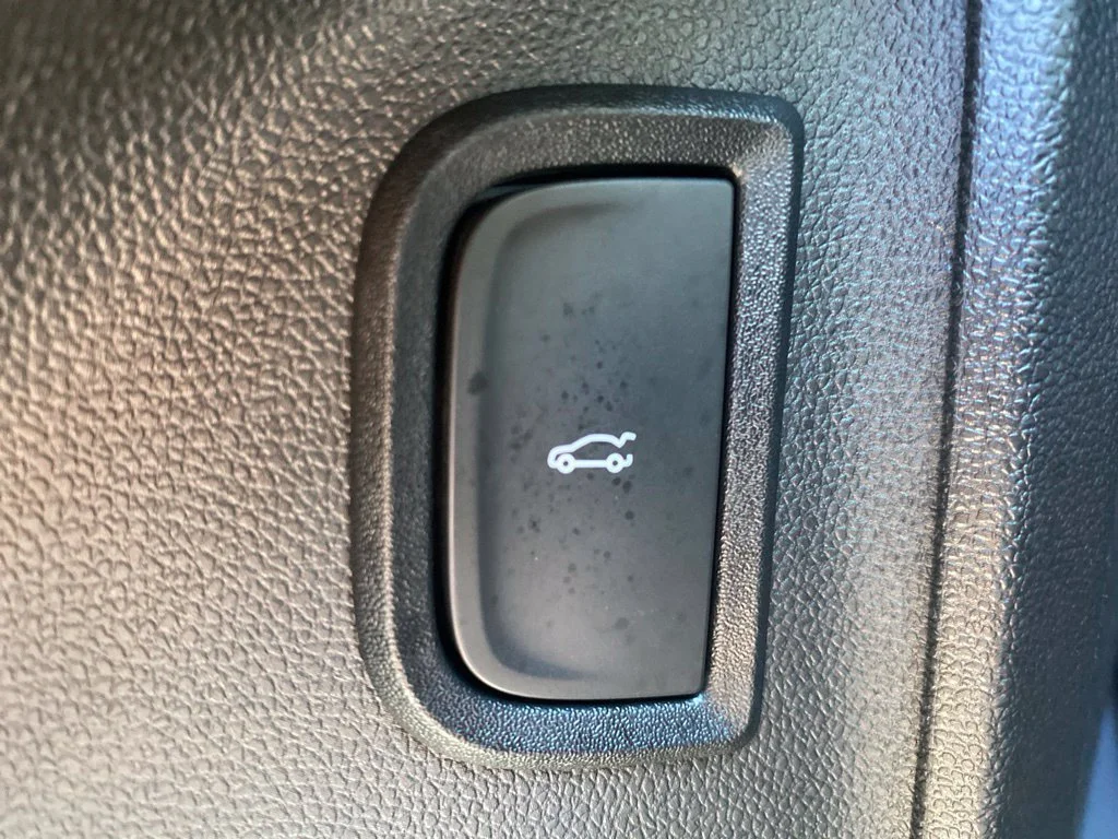 Used 2024 Sterling Gray Metallic Chevrolet LT image 18