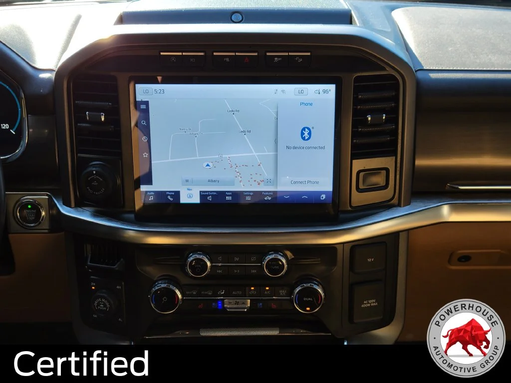 Used 2023 White Ford Lariat image 22
