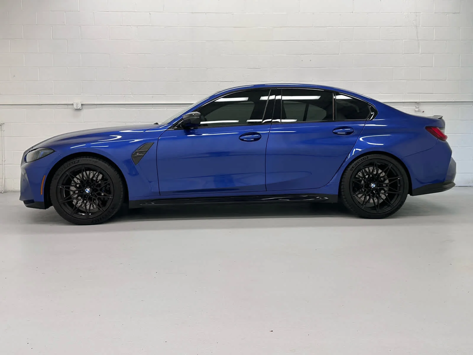 Used 2026 Portimao Blue Metallic BMW Competition xDrive image 3