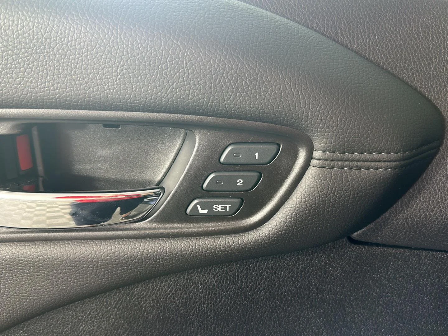 Used 2016  Acura Tech Pkg image 9
