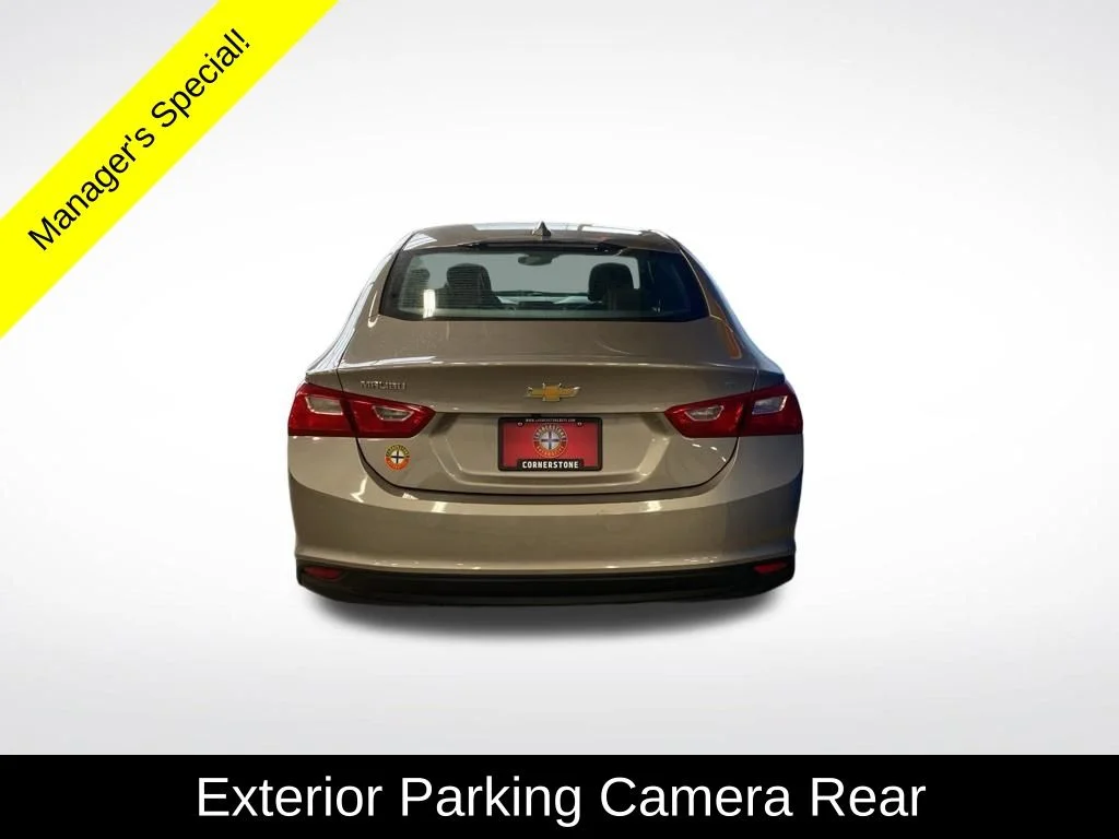 Used 2023 Gray Chevrolet LT image 18