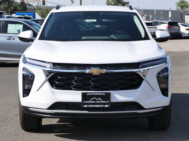 2026 Chevrolet Trax LT - Photo 8