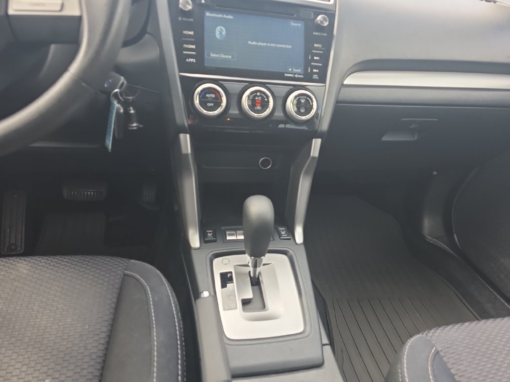 Used 2018 Crystal Black Silica Subaru 2.5i Premium image 10