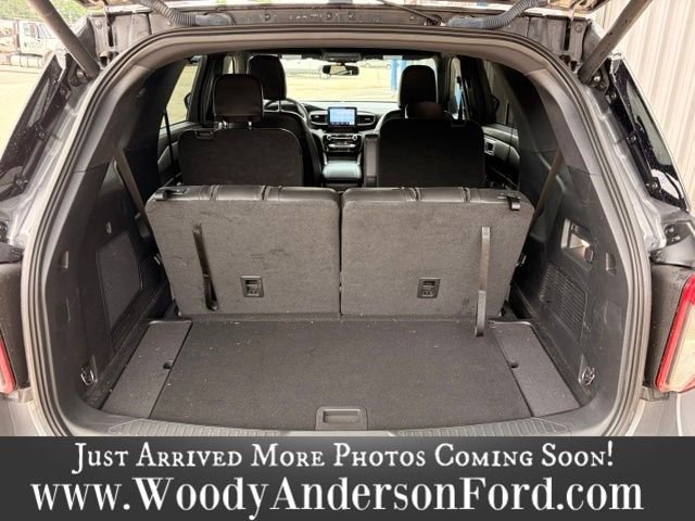 Used 2022 Carbonized Gray Metallic Ford ST-Line image 7