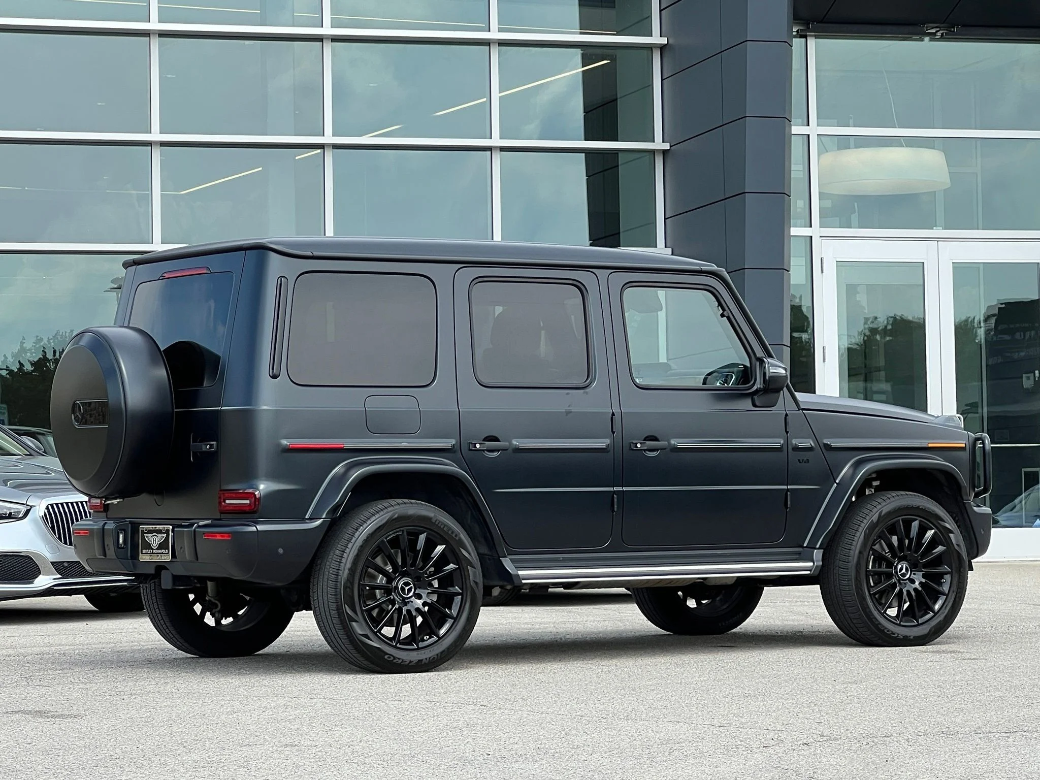Used 2023  Mercedes-Benz G 550 image 12