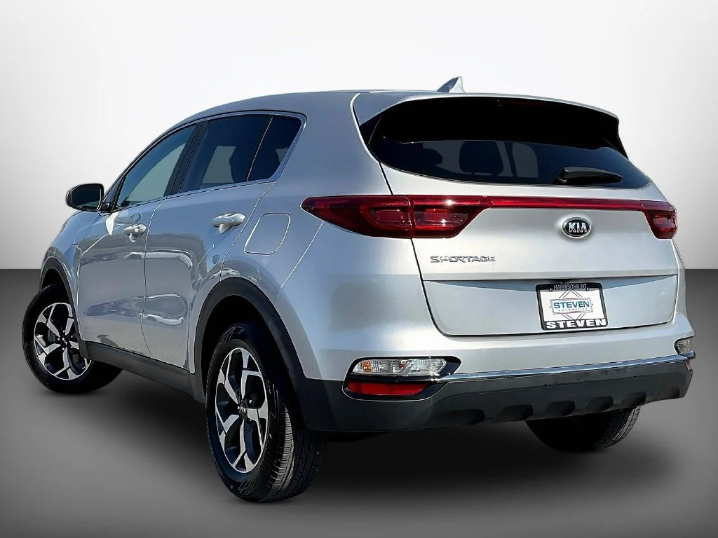 Used 2020 Sparkling Silver Kia LX image 4