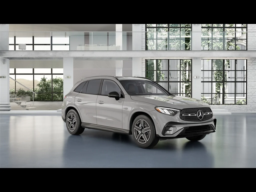 New 2026 Manufaktur Alpine Grey Mercedes-Benz GLC 300 4MATIC® image 6