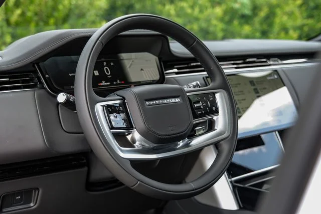 2026 Land Rover Range Rover SE - Photo 19