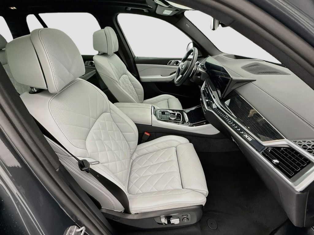 Certified Used 2026 Gray Metallic BMW xDrive40i image 19