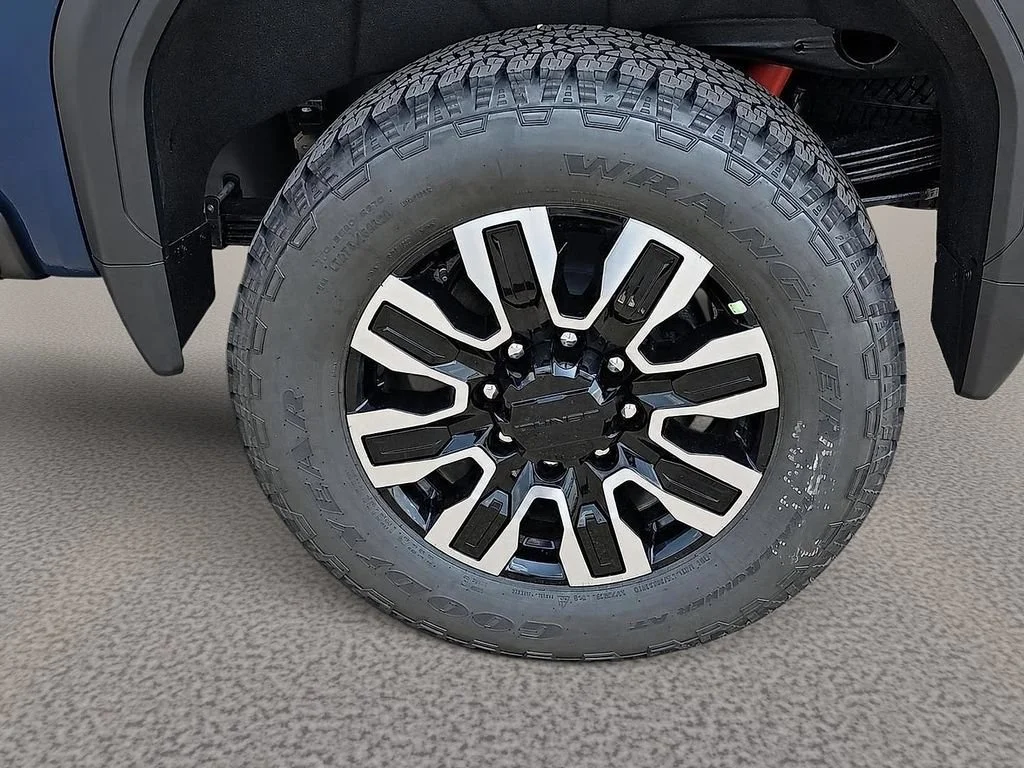 2026 GMC Sierra 2500HD Denali Ultimate - Photo 8