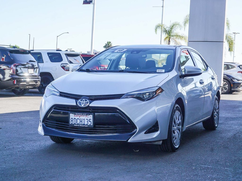 Used 2018 Silver Toyota LE image 4