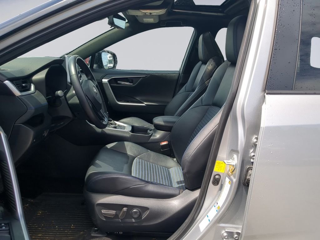 Used 2019 Silver Sky Metallic Toyota XSE image 12