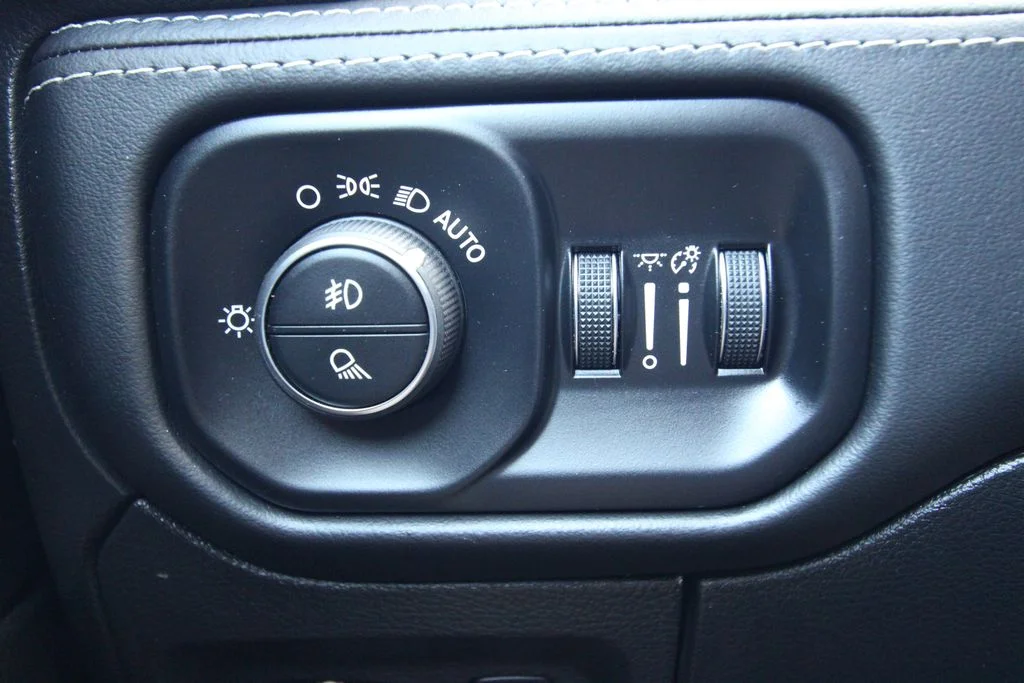 Used 2023 Black Ram Limited image 25