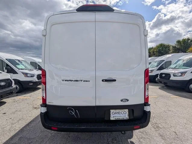 New 2026 Oxford White Ford Cargo Van image 19