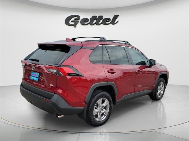 Certified Used 2025 RED MC. Toyota  image 5