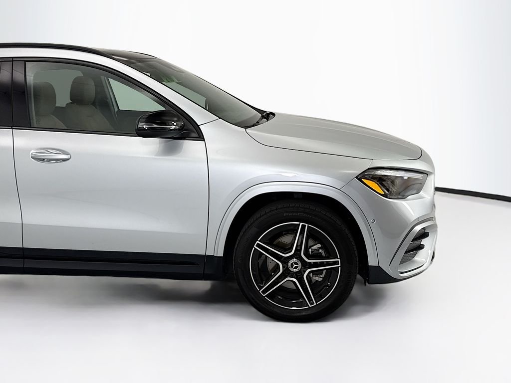 Used 2025 Cirrus Silver Metallic Mercedes-Benz GLA 250 image 11