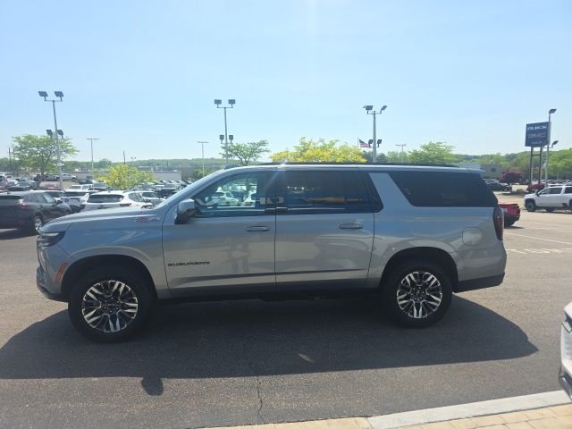 Used 2025 Gray Chevrolet Z71 image 6