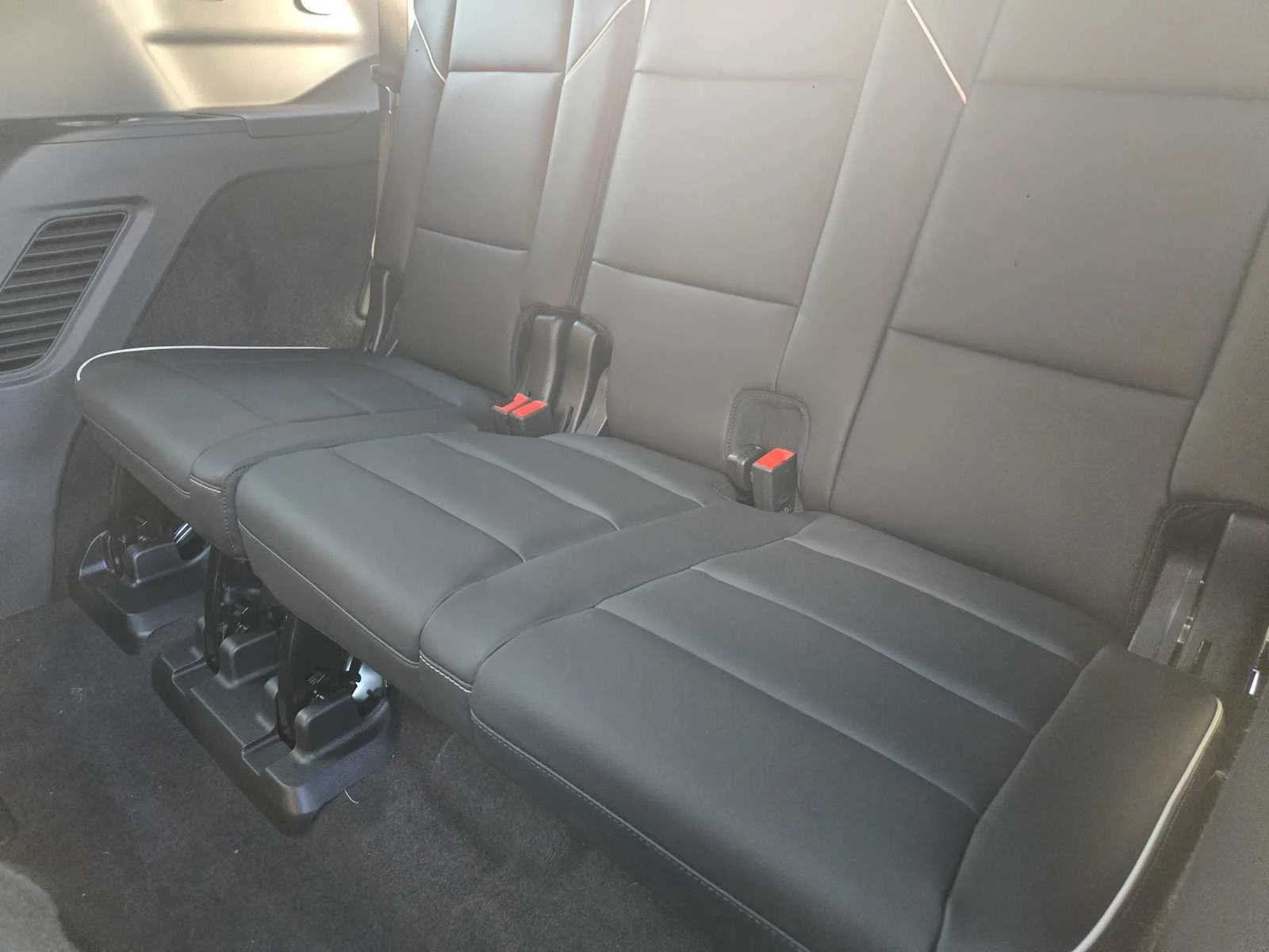 2026 Cadillac Escalade Luxury - Photo 21