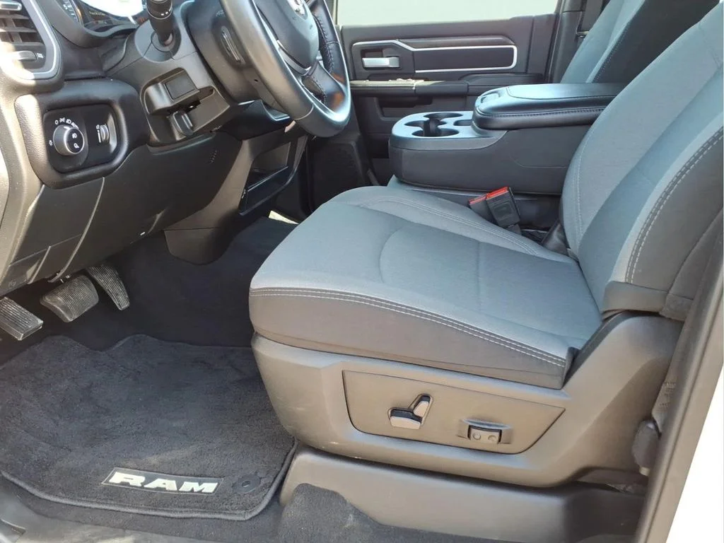 Used 2024 White Ram Big Horn image 19