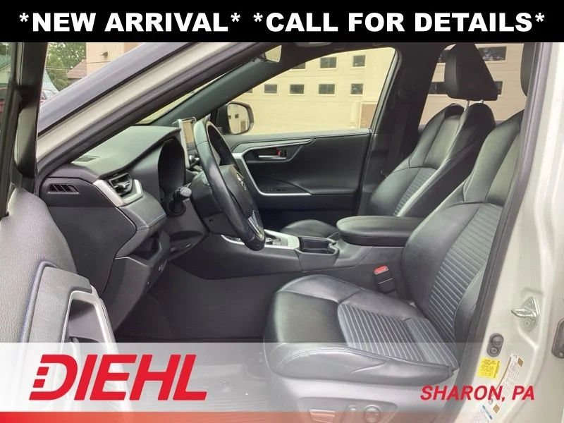 2020 Toyota RAV4 XSE - Photo 9