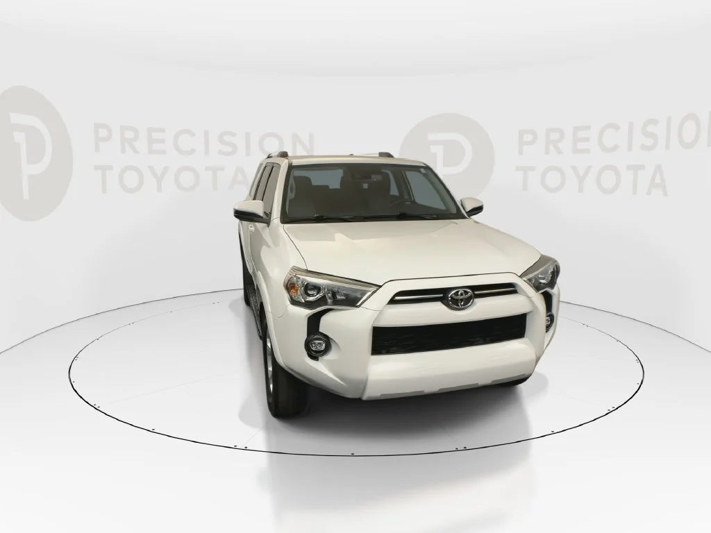 Used 2022 White Toyota SR5 image 6