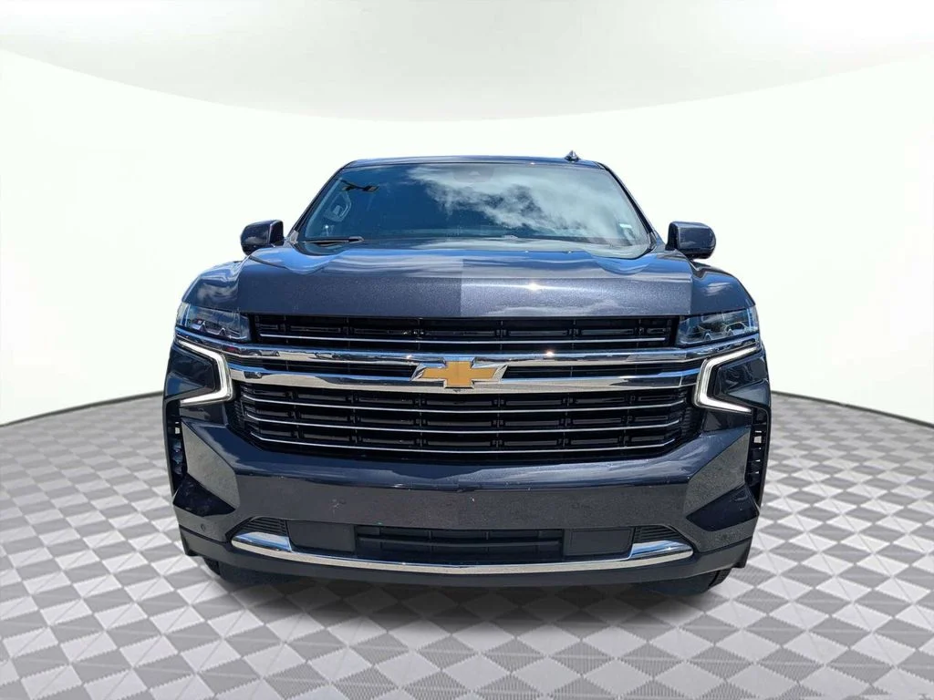 Used 2023 Gray Chevrolet LT image 8