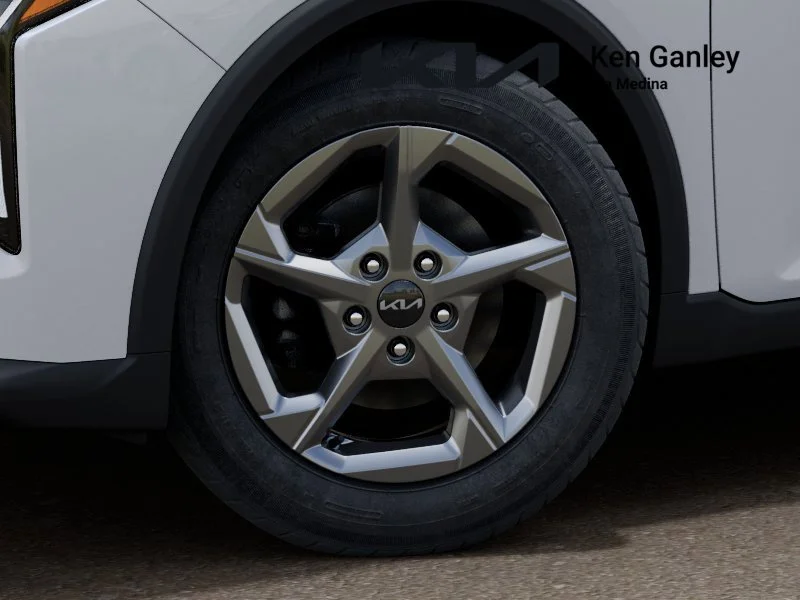New 2026 White Kia LXS image 9