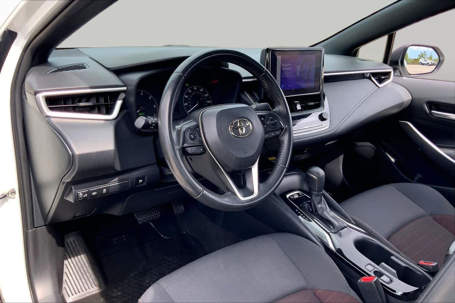 Used 2024 Wind Chill Pearl Toyota Hybrid SE image 17