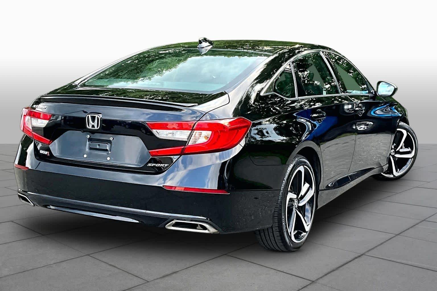 Used 2022 Crystal Black Pearl Honda Sport image 13